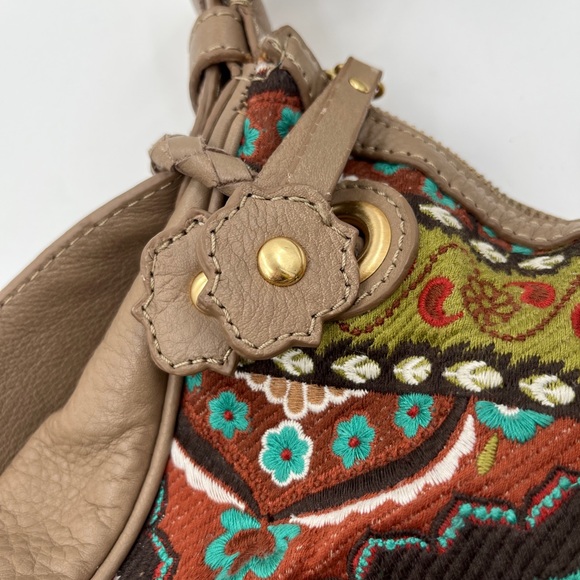Isabella Fiore Embroidered Tan Leather Boho Hobo Shoulder Strap Purse - Picture 16 of 16